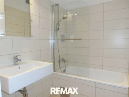 Bad mit Wanne