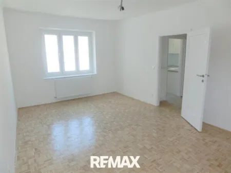 Schlafzimmer Richtung Innenhof
