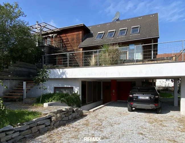Beim Haus