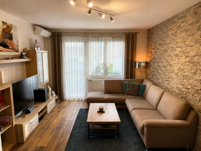 Fürstenfeld! Hochwertig, modernisierte Traumwohnung in sehr guter Lage - Titelbild