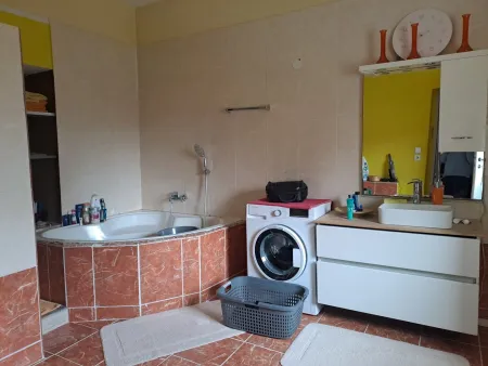 Badezimmer EG
