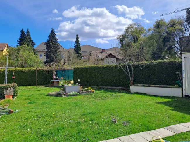 Eggenberg! Altbau-Stadtvilla auf einem Grundstück (WA 0,4-1,0) für Familien oder Unternehmer! - Bild