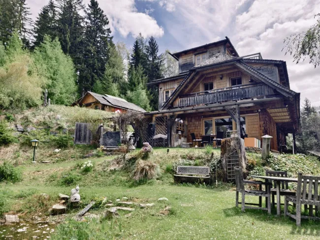 Koralpe! Rieding | Ein Platz, der nicht einfach bewohnt wird – sondern berührt! - Titelbild