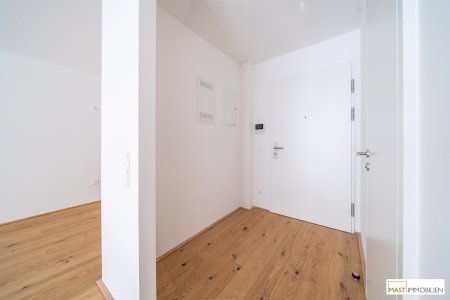 *Erstbezug* 2-Zimmer Wohnung mit großzügiger Freifläche!