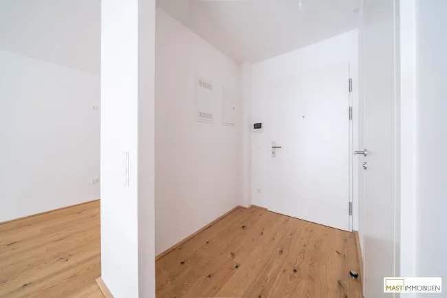*Erstbezug* 2-Zimmer Wohnung mit großzügiger Freifläche! - Bild