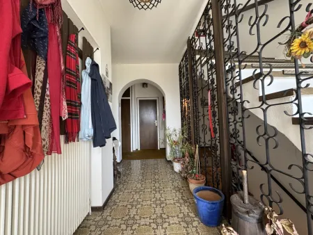 Bad- Gleichenberg , Einfamilien- Mehrfamilienhaus ca. 222,76 m²s, 10 Zimmer, Grund 998 m²