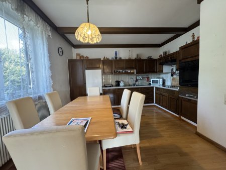 Bad- Gleichenberg , Einfamilien- Mehrfamilienhaus ca. 222,76 m²s, 10 Zimmer, Grund 998 m²