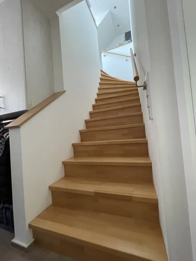 Aufgang zum Büro und Dachterrasse