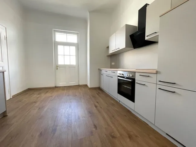 Keesgasse - großzügige 4 ZimmerAltbauwohnung mit Balkon! - Bild