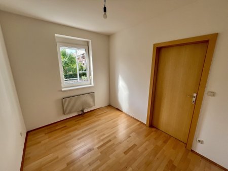 Gratkorn! Idyllisches, leistbares Wohnen mit Balkon und Tiefgarage!