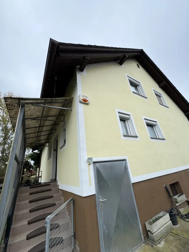 Einfamilienhaus mit großem Grundstück – auch für Landwirtschaft & Anleger interessant, Pferdehaltung - Bild