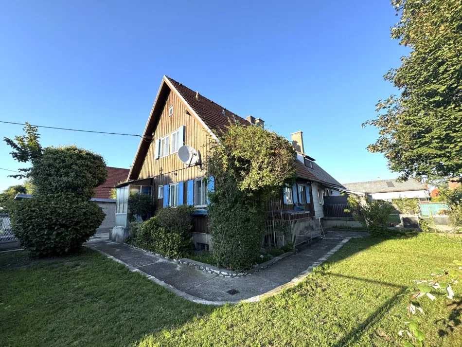 Liebenau, Einfamilienhaus bzw. Doppelreihenhaus in ruhiger Lage ca. 94,00 m², 5 Zimmer - Titelbild