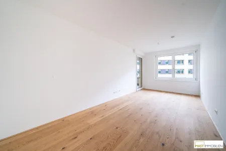 "Erstbezug" 3-Zimmer Wohnung mit südseitiger Freifläche