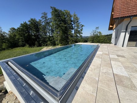 Exklusives Chalet in St. Johann i. Saggautal-Eichberg – Traumlage mit Infinity-Pool und Panoramablick, Neubau