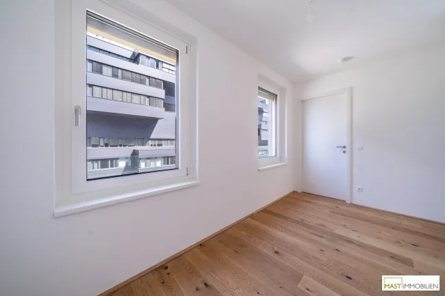 Südseitige 3-Zimmer Wohnung mit Loggia - Bild