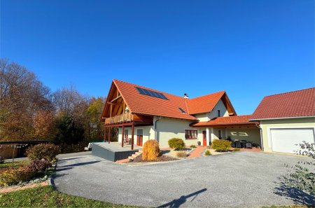 JENNERSDORF - MEHRFAMILIENHAUS mit extra BAUGRUND im Grünen
