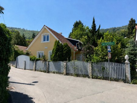Graz-Eggenberg! Gut Grabenhofen - Historisches Juwel mit Entwicklungspotenzial!