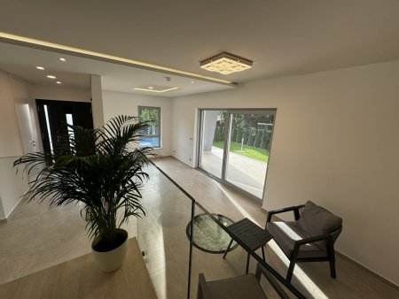 Graz-Straßgang! Exclusive Maisonette-Wohung mit Hauscharakter