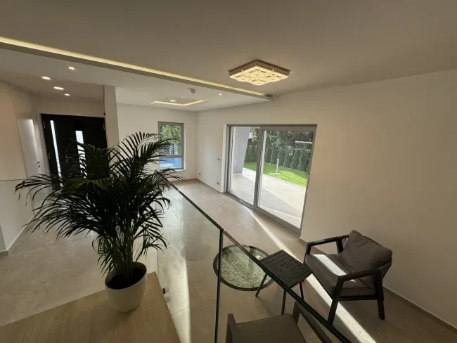 Graz-Straßgang! Exclusive Maisonette-Wohung mit Hauscharakter - Titelbild
