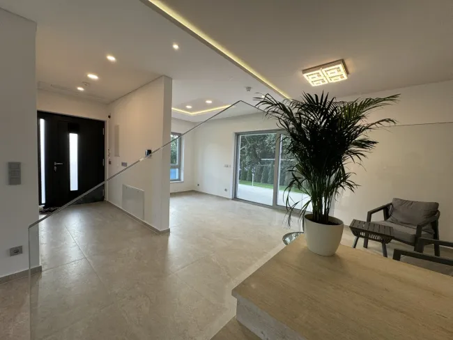 Graz-Straßgang! Exclusive Maisonette-Wohung mit Hauscharakter - Bild