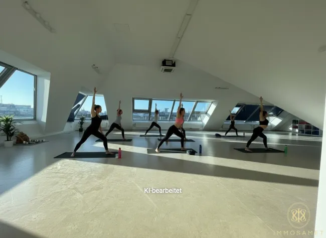 Therapieräume/ Pilatesstudio/ Atelier: Absolutes Lichtjuwel im Dachgeschoss zur Vermietung - Bild
