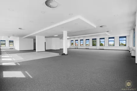 Hochzeitssal/ Fitnessstudio/ Akademie/ Vereinsheim/ Veranstaltungssaal - Gewerbeobjekt mit allen Möglichkeiten