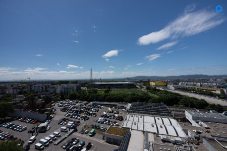 Wohnen im MySKY, ERSTBEZUG nach Renovierung, Helle 2 Zimmer, 14.OG Weitblick Richtung Süden Wiens