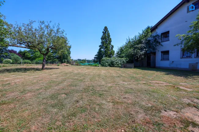 Zentrumsnähe mit Grünruhelage – Baugrundstück mit Entwicklungspotenzial - 1540m² - für Bauträger- Familien - Investoren - Bild