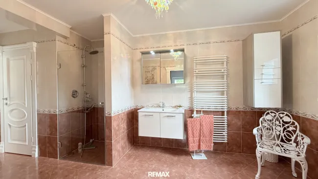 2. Badezimmer