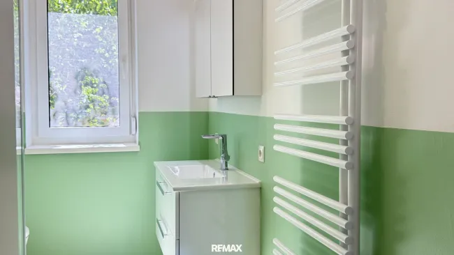 Badezimmer im Schlafzimmer EG