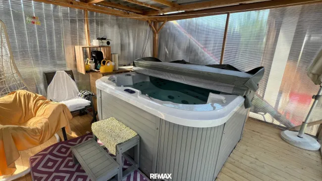 Jacuzzi