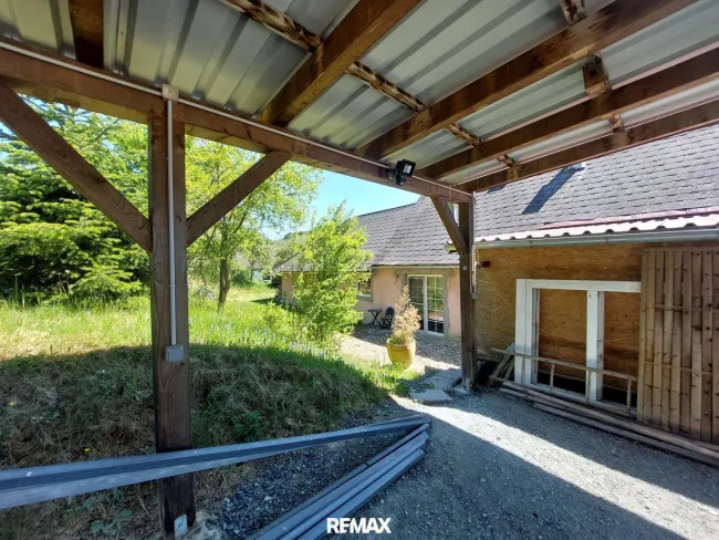 Zugang Carport-Haus