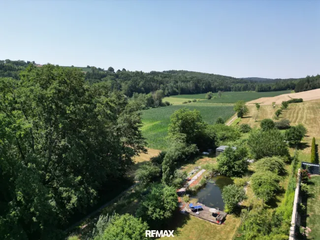 Idylle pur auf ca. 8.386 m² Eigengrund