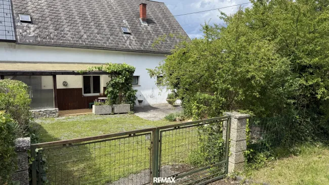 Sanierungdürftiges Einfamilienhaus mit Gewölbekeller und großem Potenzial in Kohfidisch - Bild