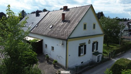 Sanierungdürftiges Einfamilienhaus mit Gewölbekeller und großem Potenzial in Kohfidisch
