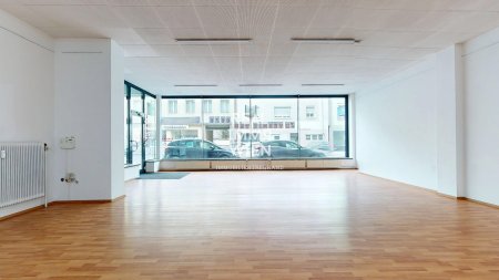 @Attraktive Gewerbefläche in Wiener Neustadt – vielseitig, flexibel und bestens gepfleg@