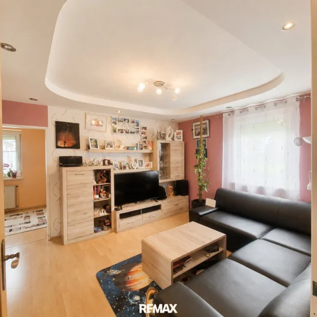 Über den Dächern von Oberwart – Eigentumswohnung 57 m² zum atraktiven Preis mit Weitblick und viel Stauraum - Bild