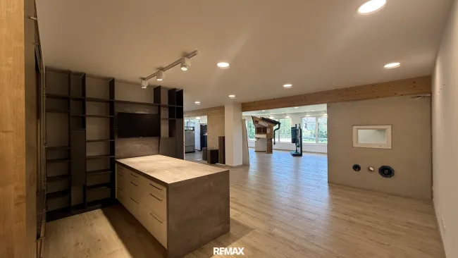 Küche gegen Ablöse/Ausstellungsküche