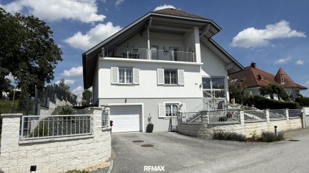 Modernes Einfamilienhaus in Hannersdorf mit Garten, Pool, Balkon & Garage