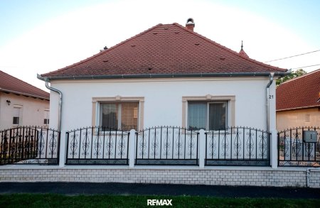 Haus von der Straße aus