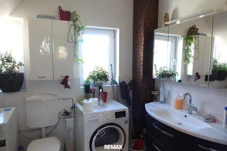 Badezimmer im Erdgeschoss