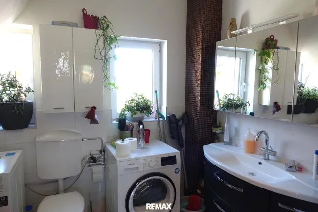 Badezimmer im Erdgeschoss