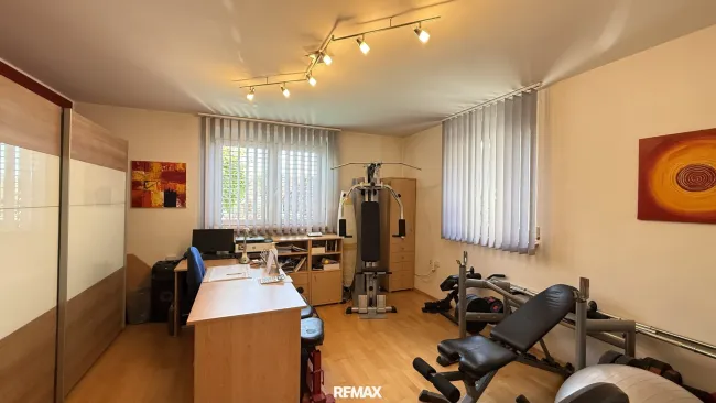 Büro im EG