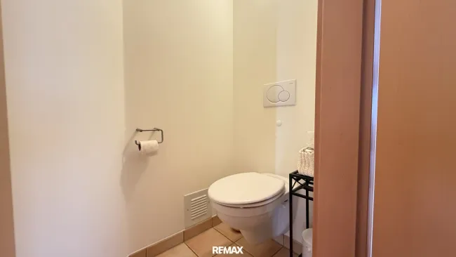 WC im EG