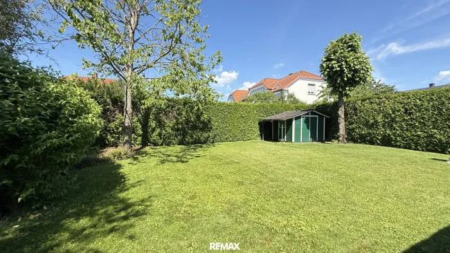 Garten eingezäunt