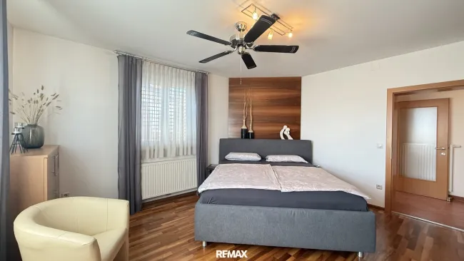 Schlafzimmer 2 im OG