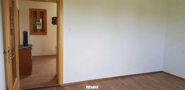 Durchgang zu Wohnzimmer