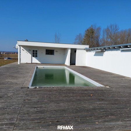 Poolbereich