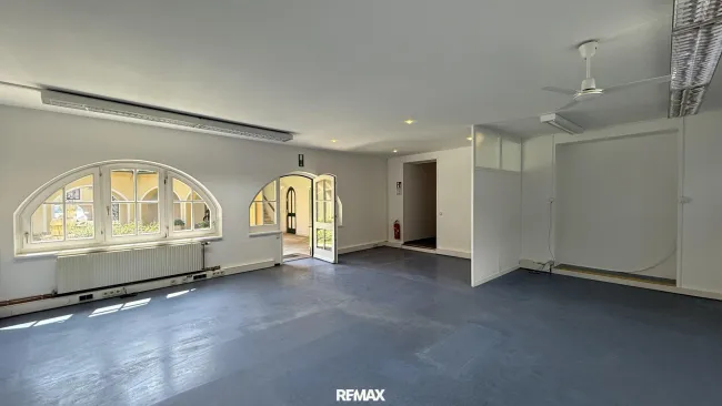 Büro EG