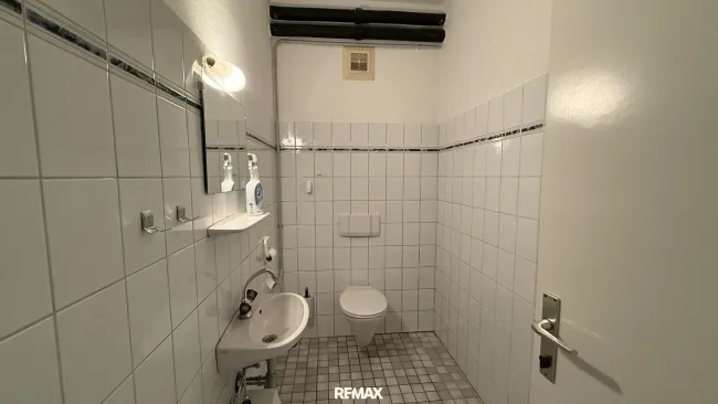 WC EG